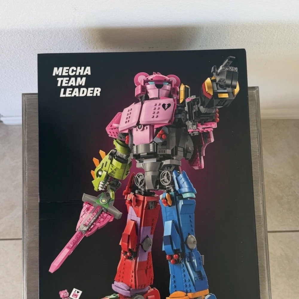 LEGO Fortnite Mecha Team Leader Kids Toy - Pink / Multicolor - Picture 4 of 4